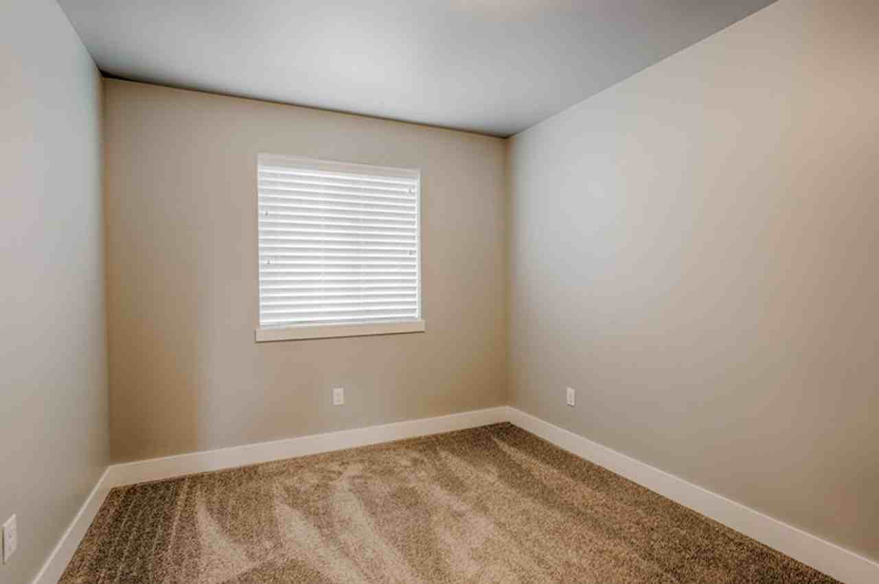 Rocky Ridge Apartment - Photo 7 of 15