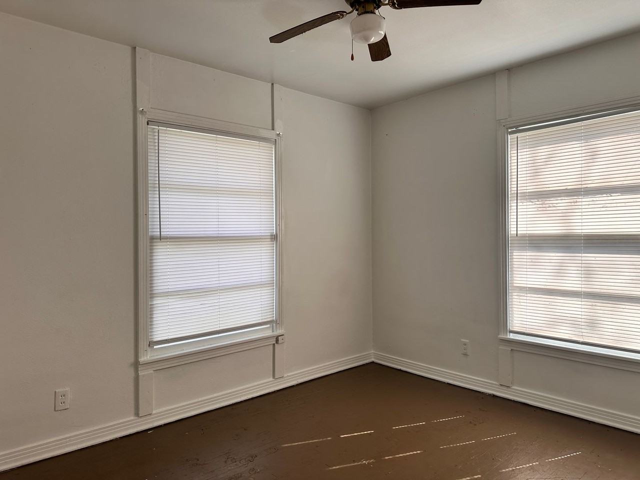 608 S 18th St - Photo 2 of 22