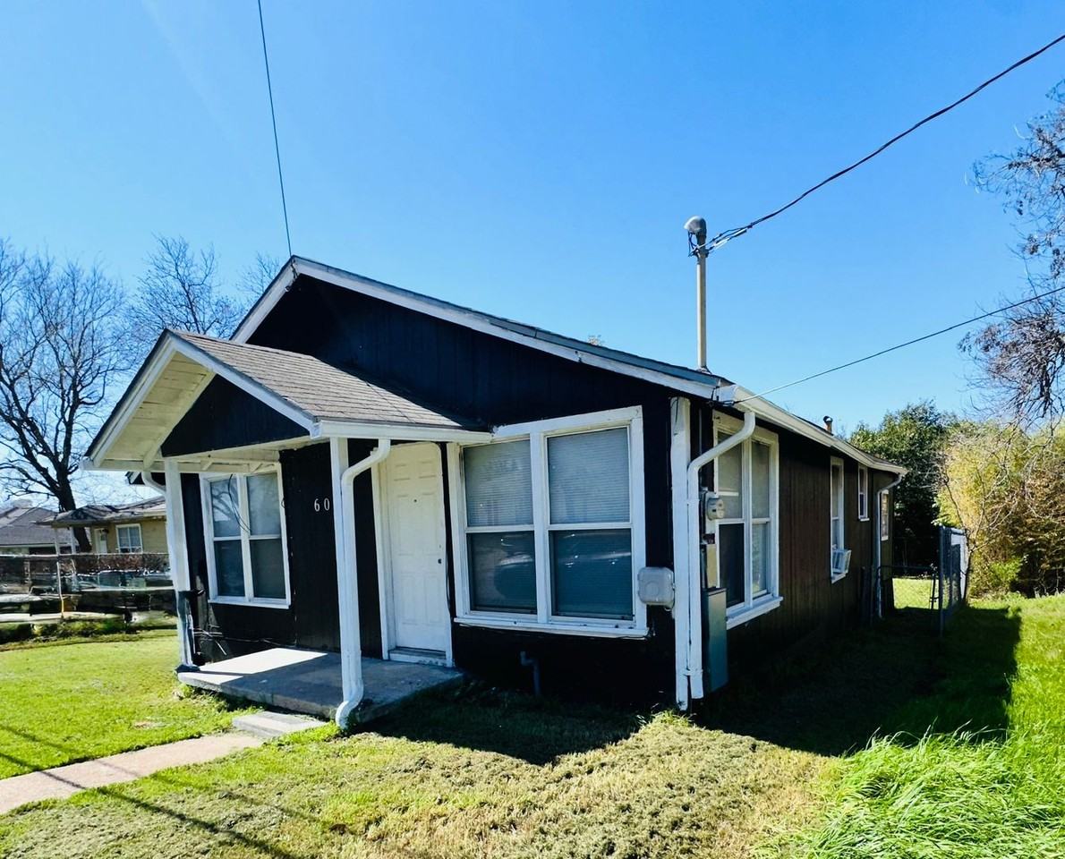 608 S 18th St - Photo 7 of 22