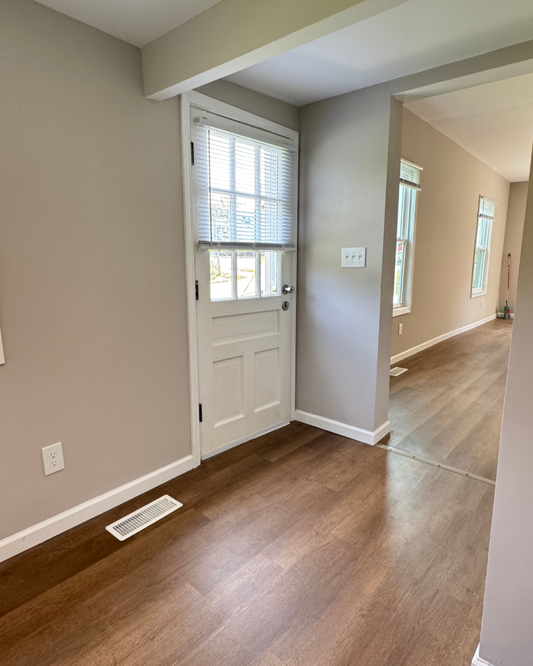 2205 Easley Ave - Photo 3 of 22