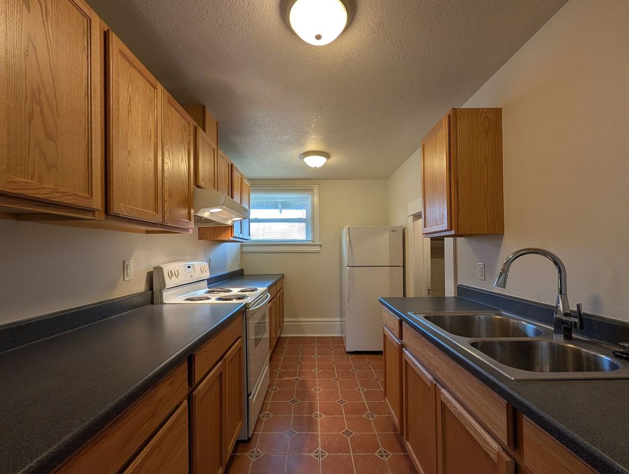 515 W 10th Ave #1 - Photo 5 of 15