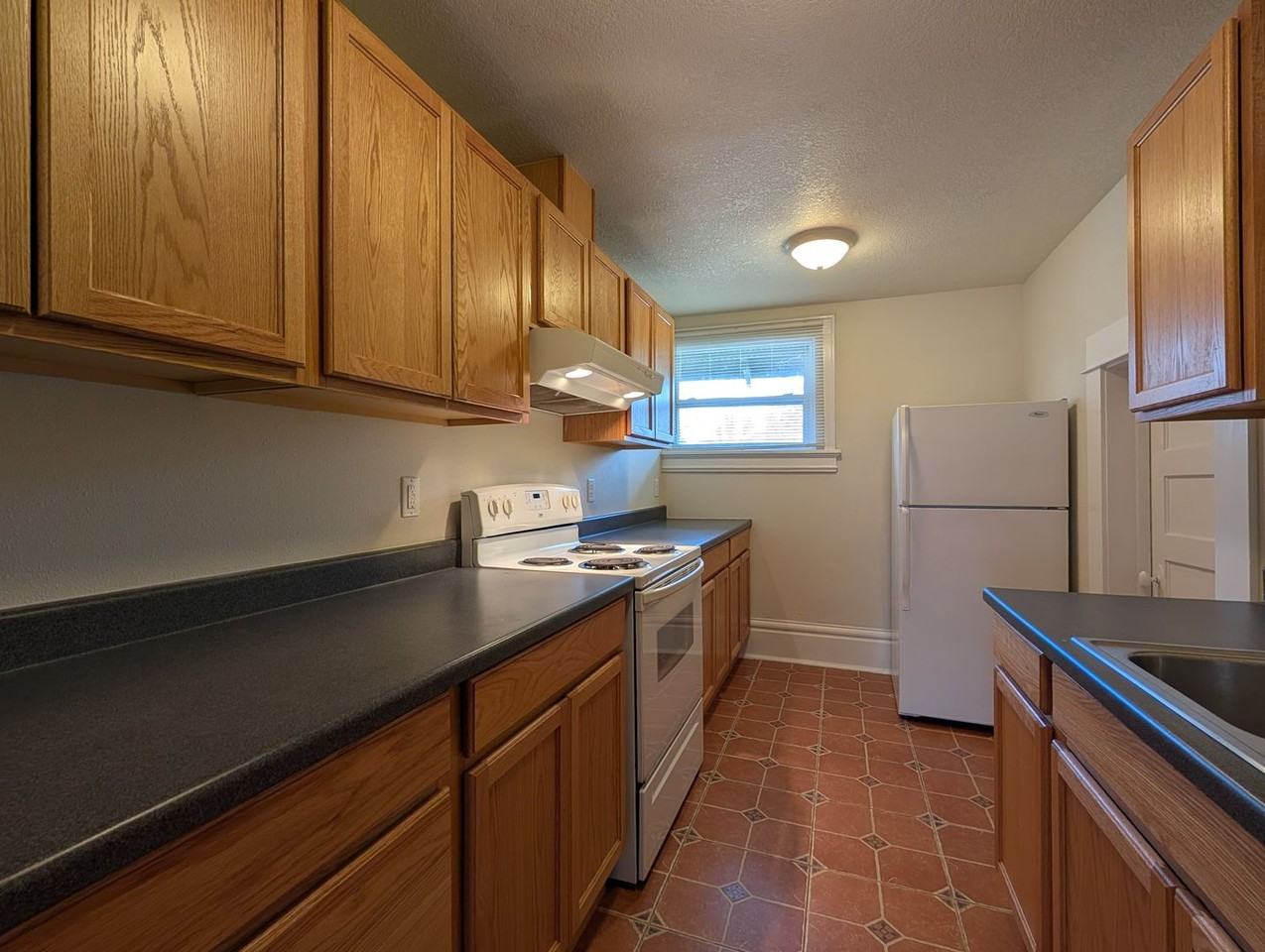 515 W 10th Ave #1 - Photo 7 of 15