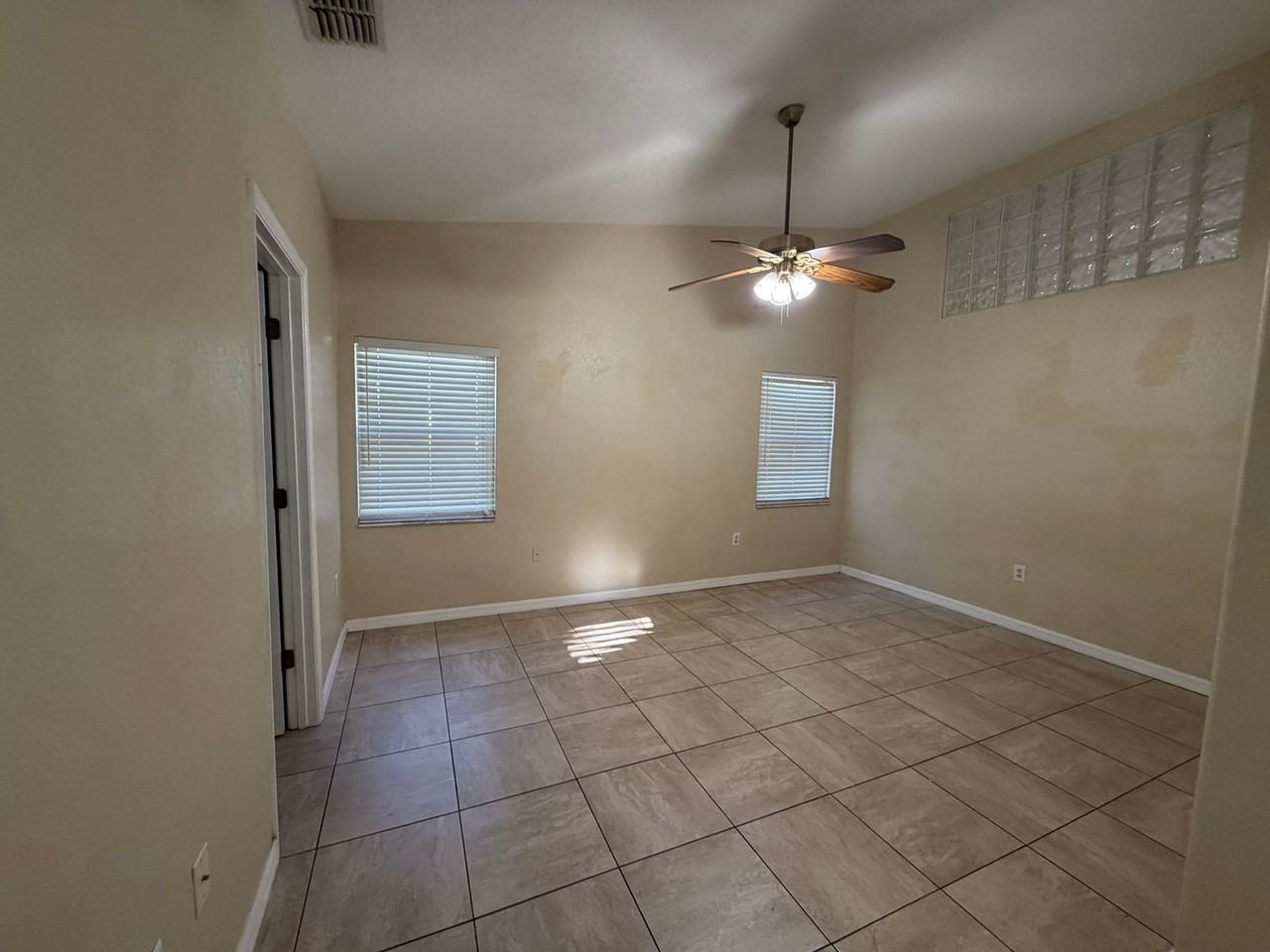 3319 Duff Rd - Photo 7 of 31