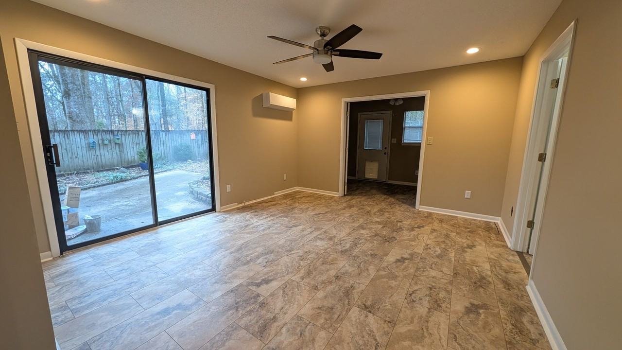 1132 Meadow Dr - Photo 6 of 27