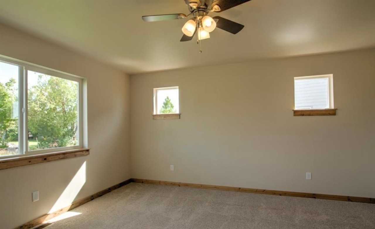 1508 Golden West Dr - Photo 6 of 18