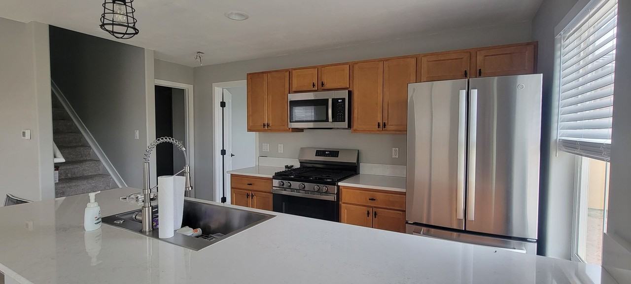 654 Cowboy Way - Photo 7 of 26