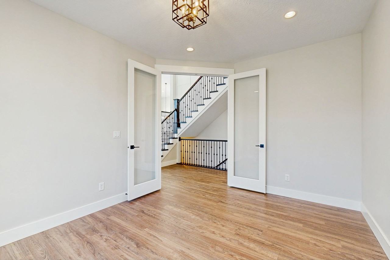 12179 N Creek Meadow Ct - Photo 5 of 50