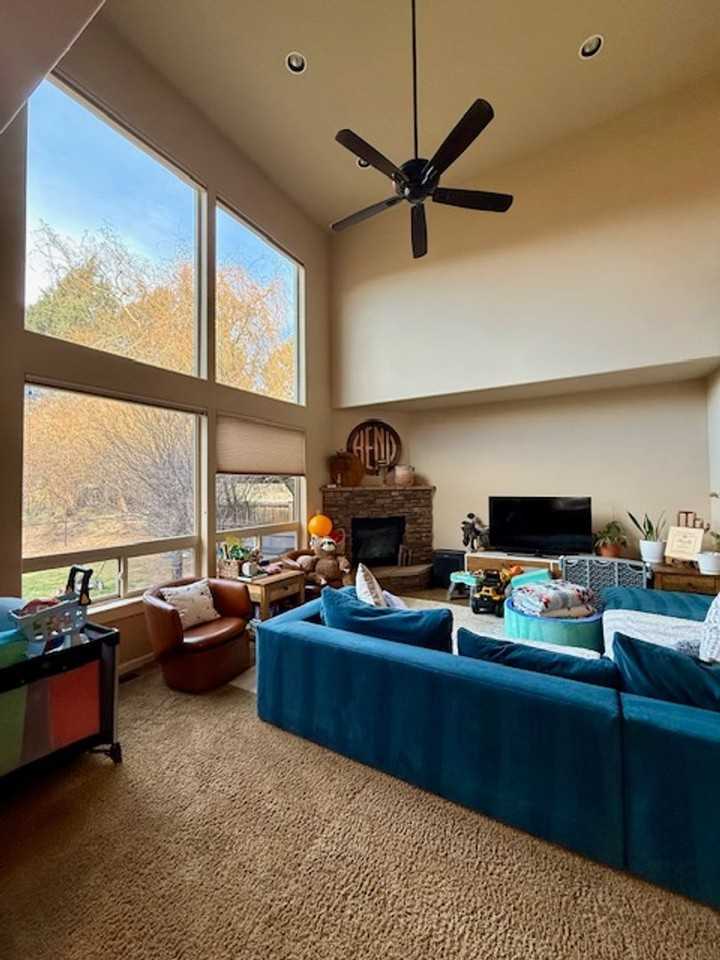 63101 Dakota Dr - Photo 3 of 30