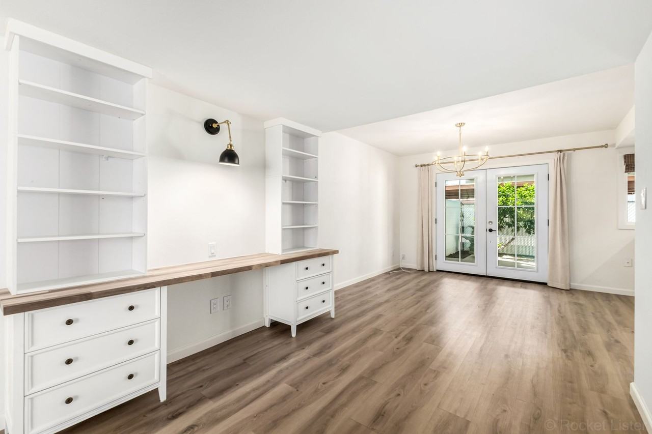 7804 N 47th Ave - Photo 7 of 32