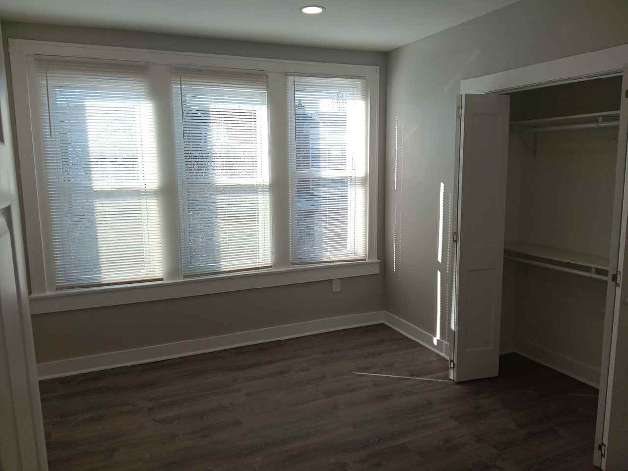 1939 N Myrtlewood St - Photo 5 of 9