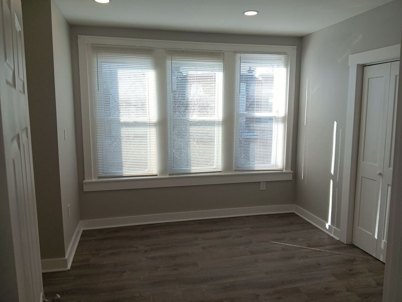 1939 N Myrtlewood St - Photo 7 of 9