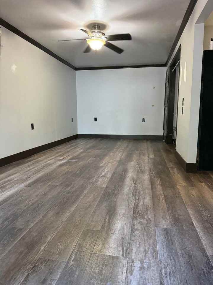 15 W 52nd St - Photo 2 of 6