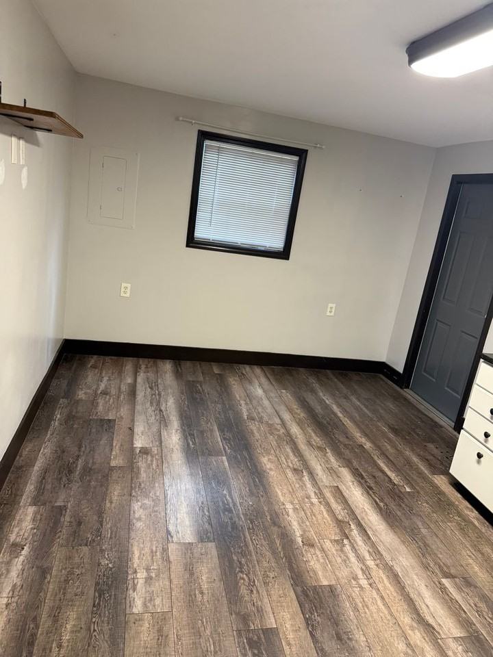 15 W 52nd St - Photo 3 of 6