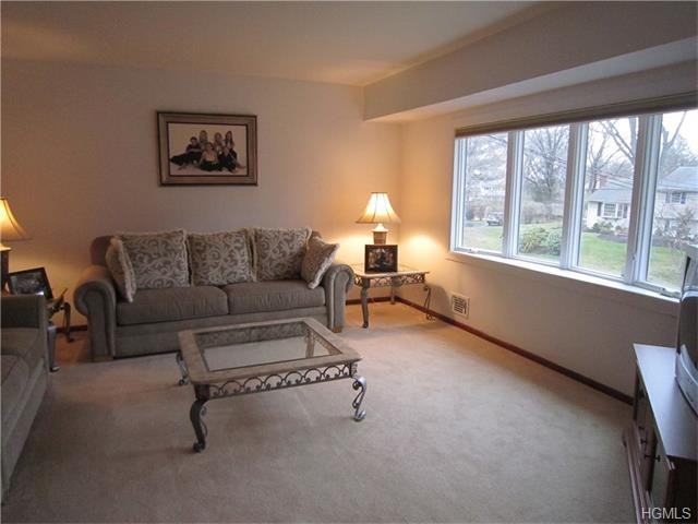 53 Eberling Dr - Photo 3 of 20