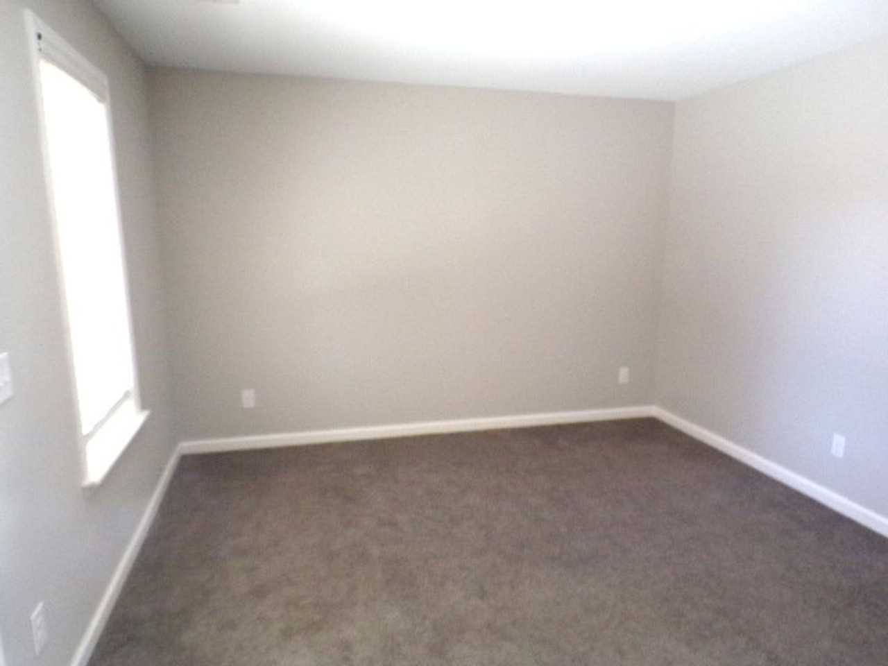 209 Ceasar Pl - Photo 6 of 23