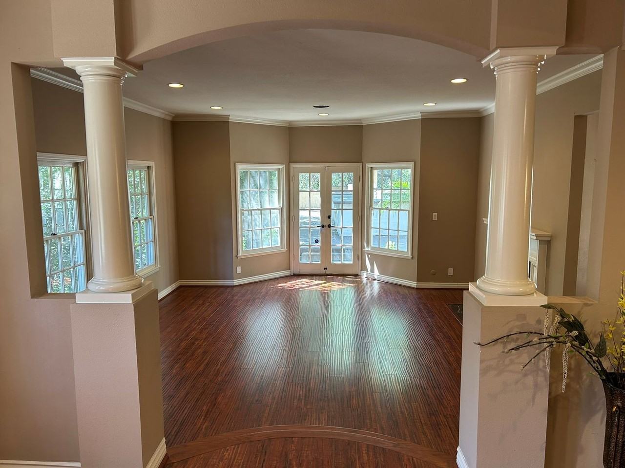 300 S Timken Rd - Photo 7 of 49