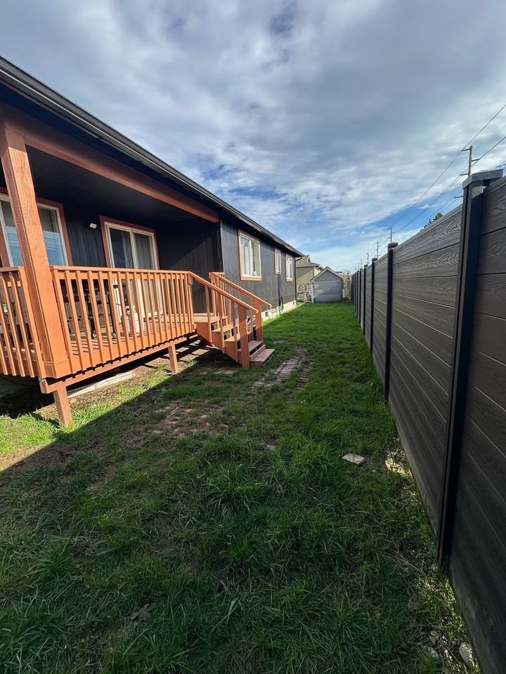 689 Sw William Ave - Photo 4 of 22