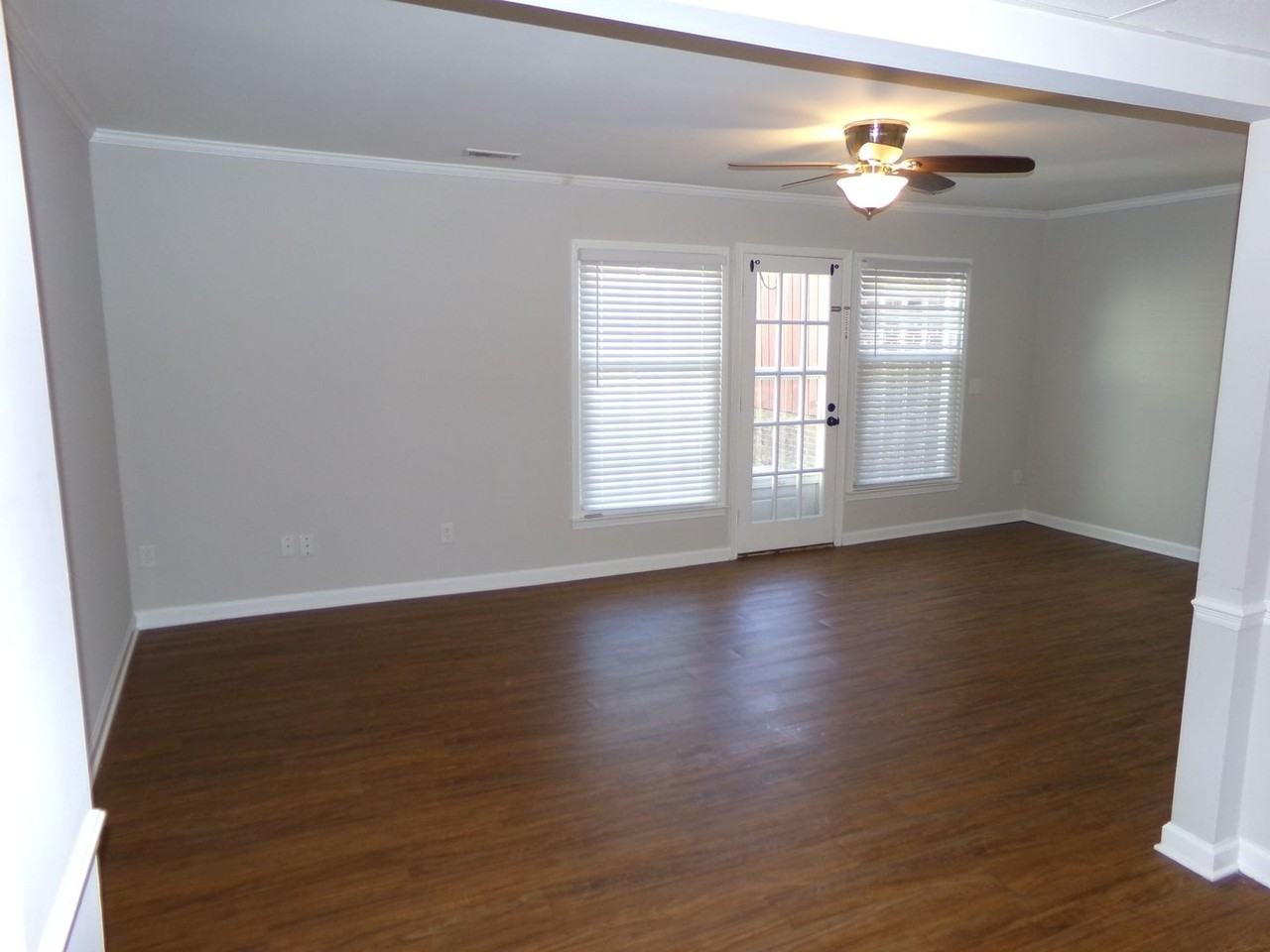 3915 Valley Ct Unit B - Photo 6 of 17