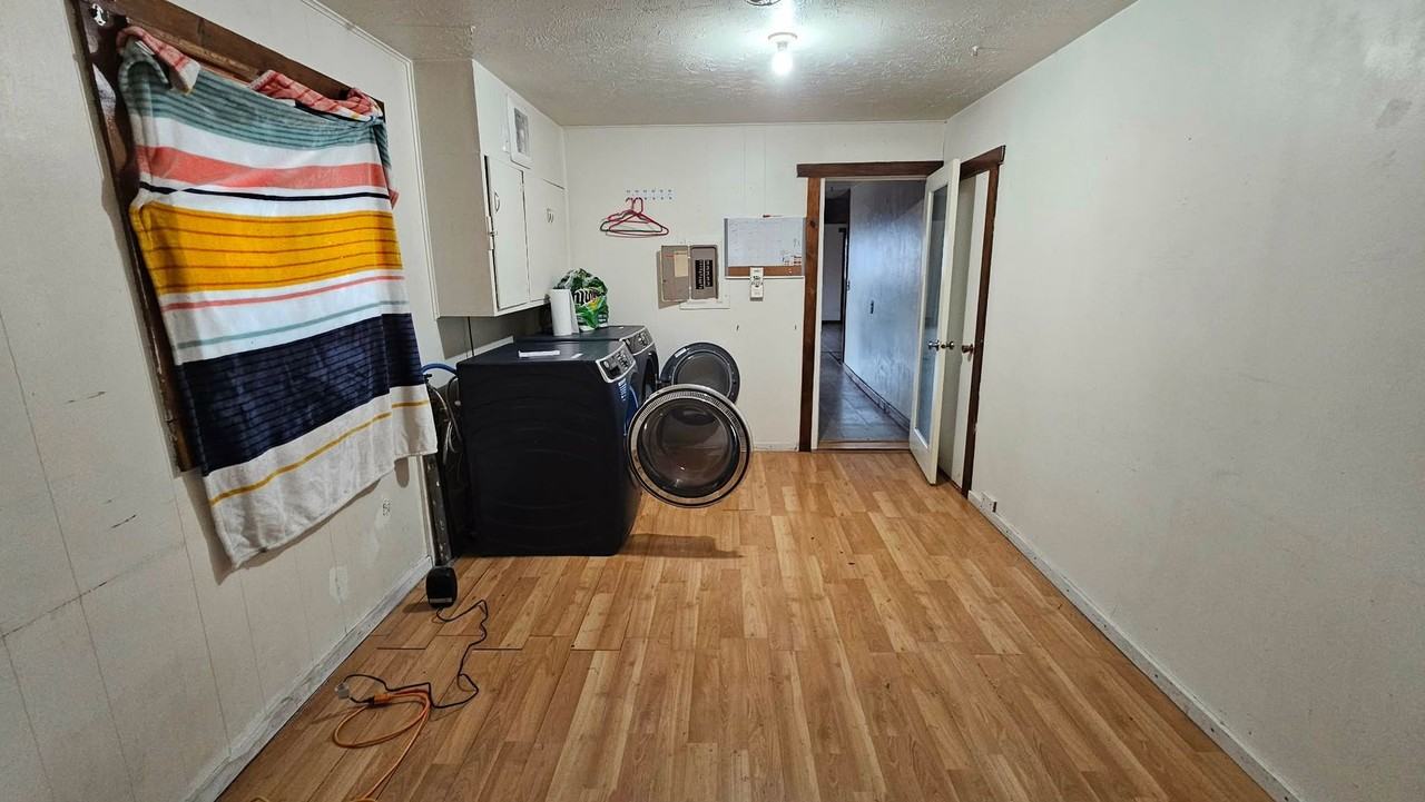 33775 Dumontier Rd - Photo 6 of 30