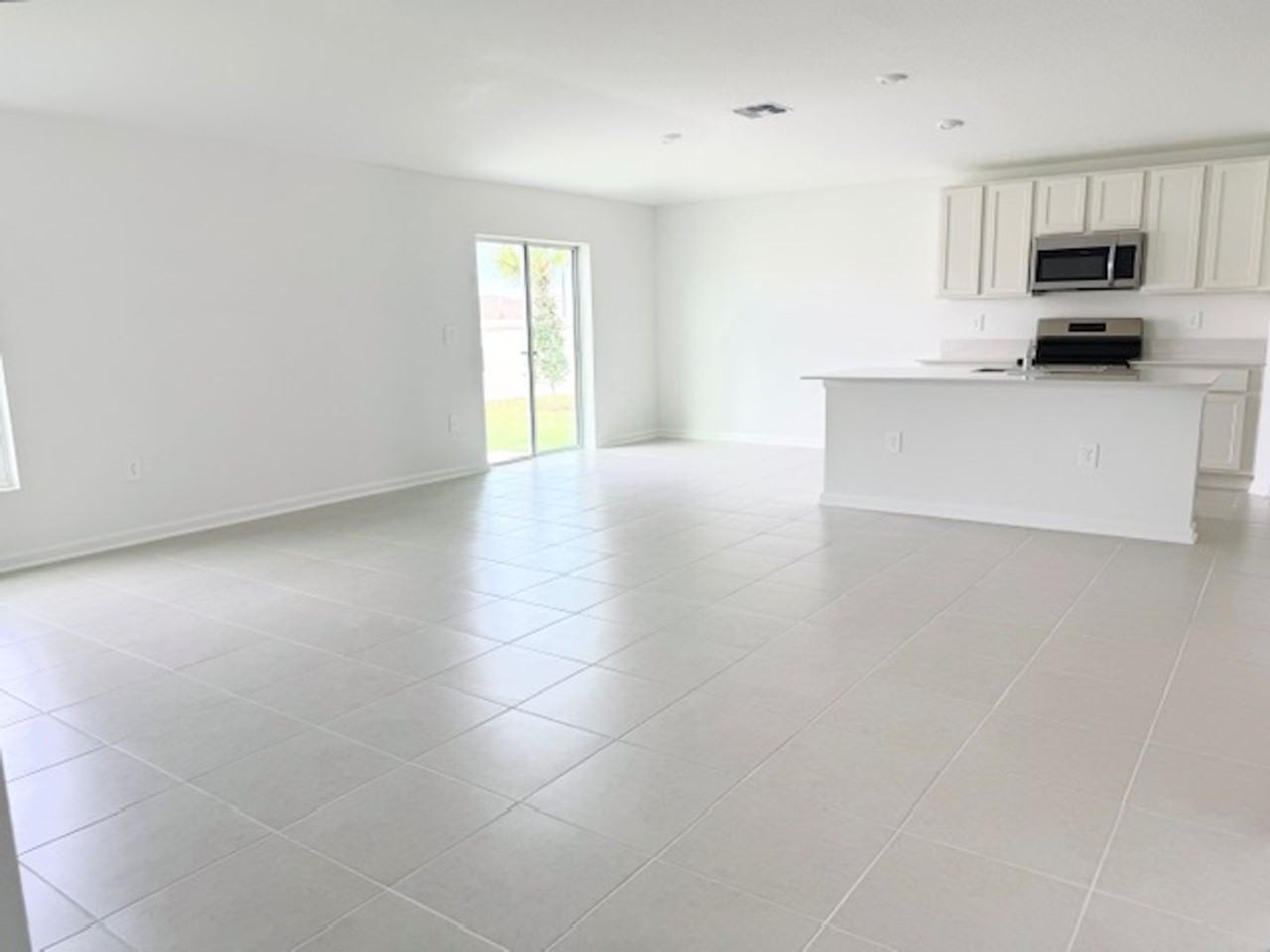 5193 Green Belt Dr - Photo 3 of 23