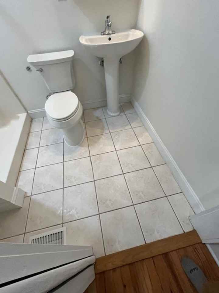 418 Pickens Ct - Photo 4 of 26