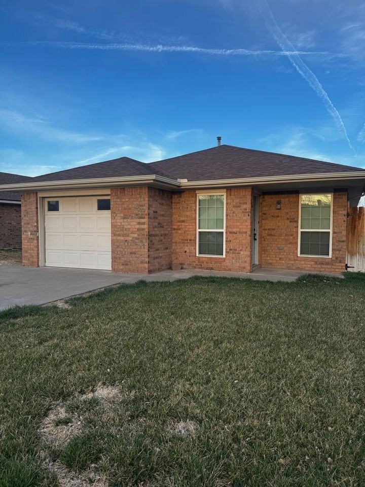 7009 Benwood Sq - Photo 2 of 18