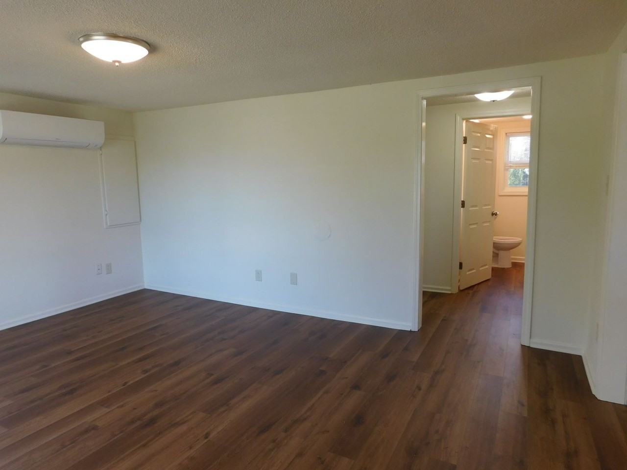 421 Church Rd - Photo 4 of 19