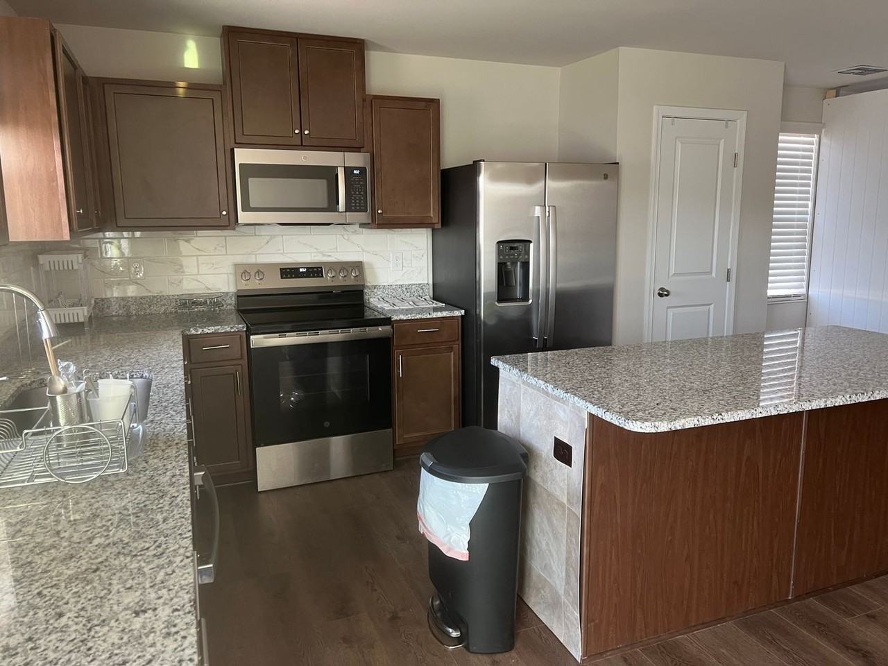 1863 Quail Run Way - Photo 2 of 18