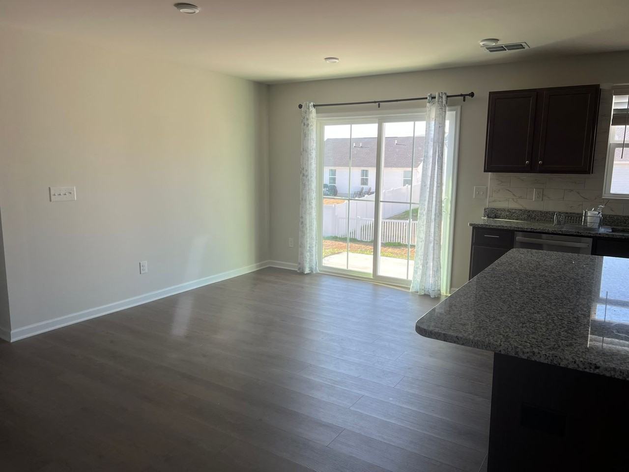 1863 Quail Run Way - Photo 3 of 18