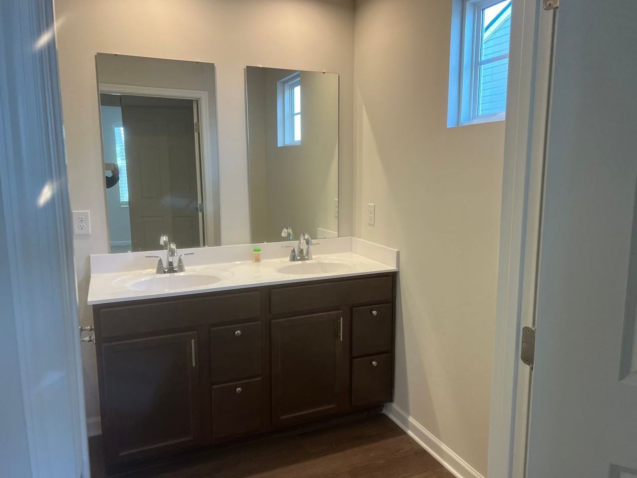 1863 Quail Run Way - Photo 6 of 18