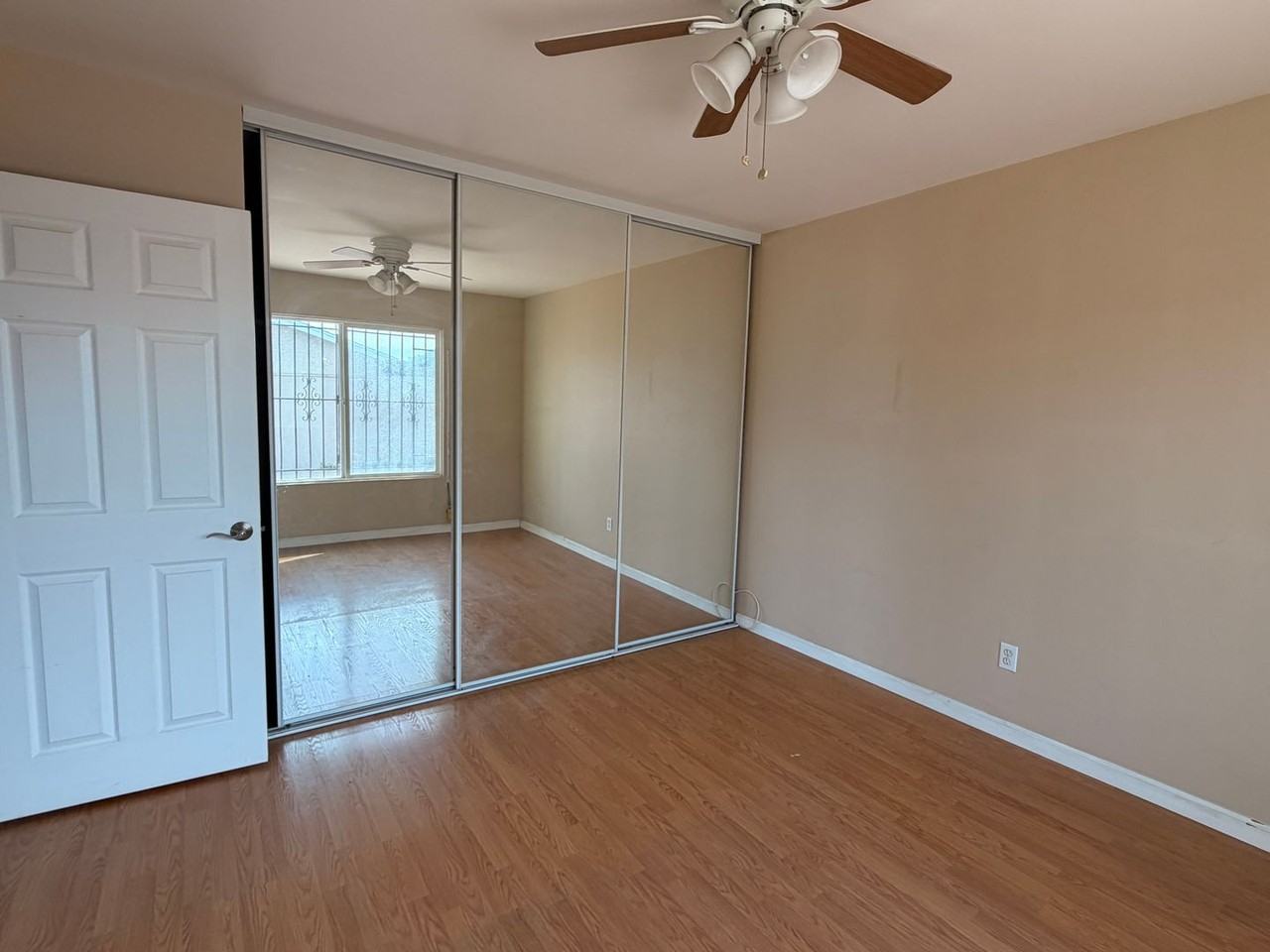 1845 Camino De Las Sonrisas - Photo 2 of 13