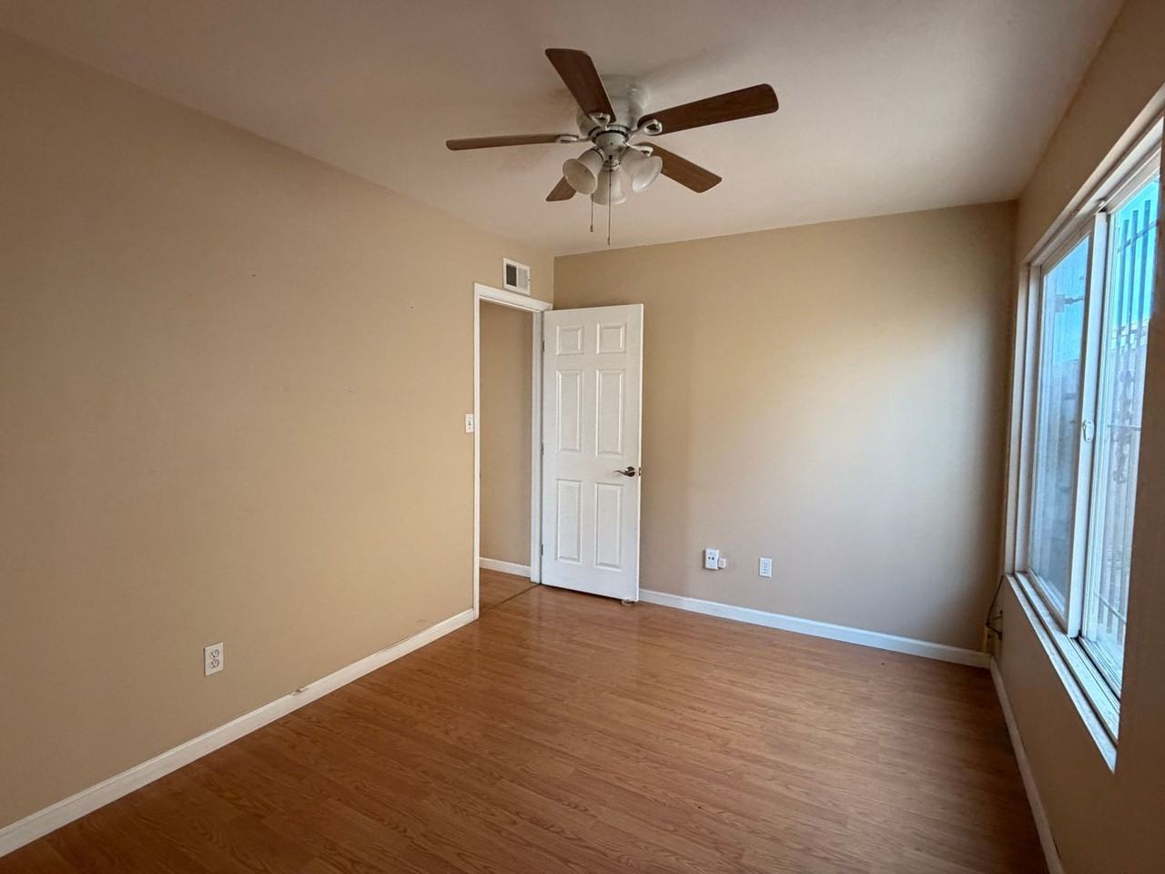 1845 Camino De Las Sonrisas - Photo 6 of 13