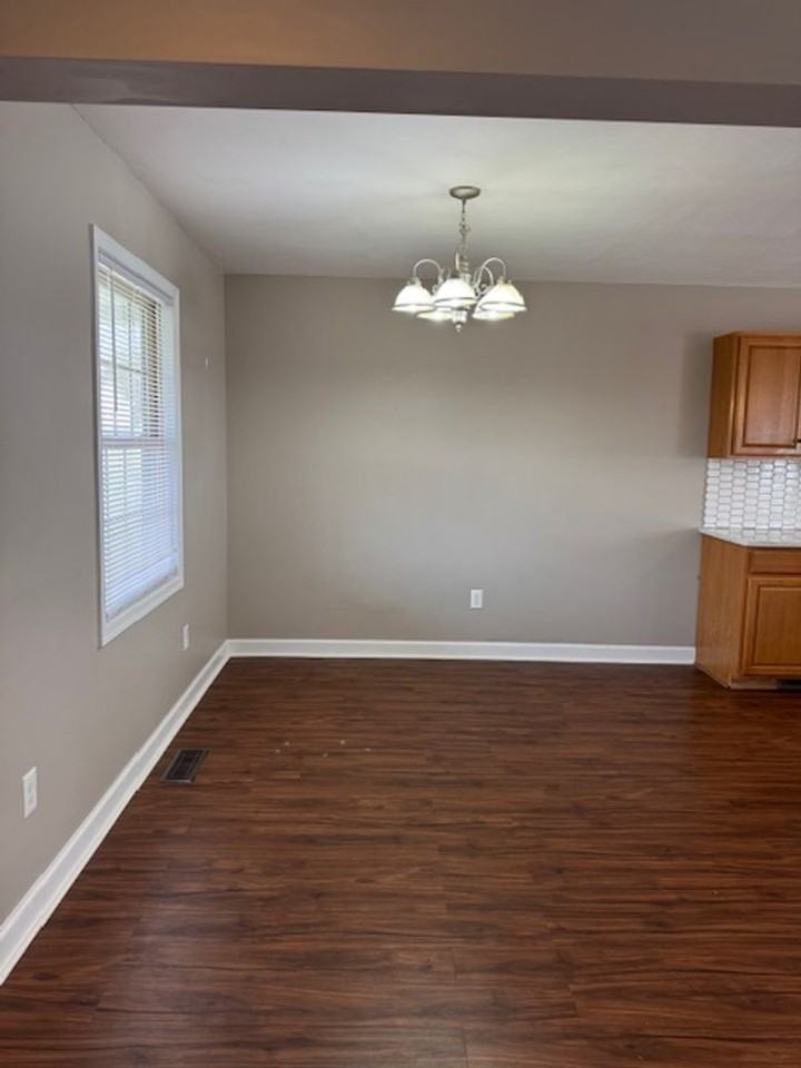 40 Engle Ln - Photo 3 of 25