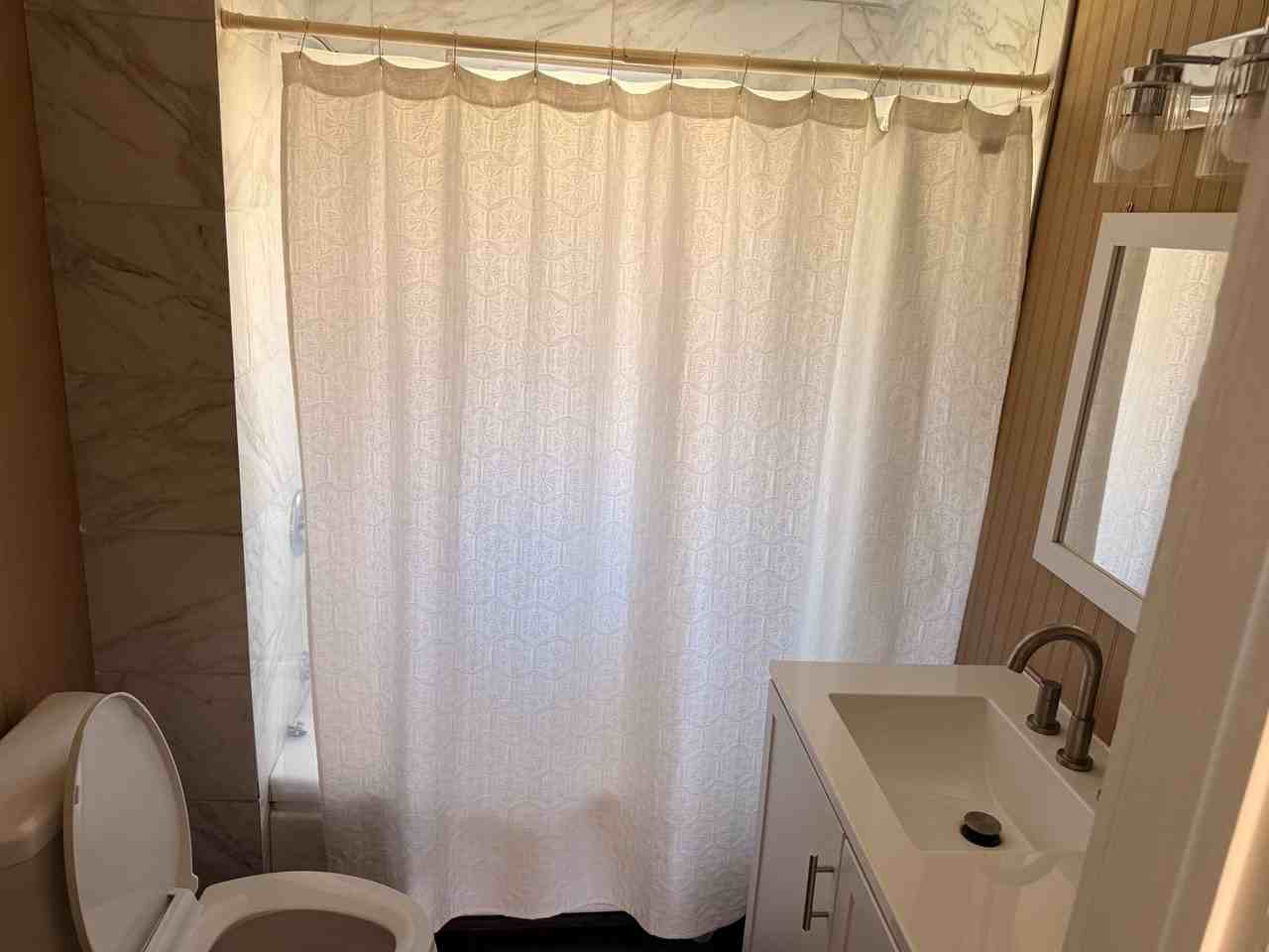 Vondera Ave - Photo 4 of 9