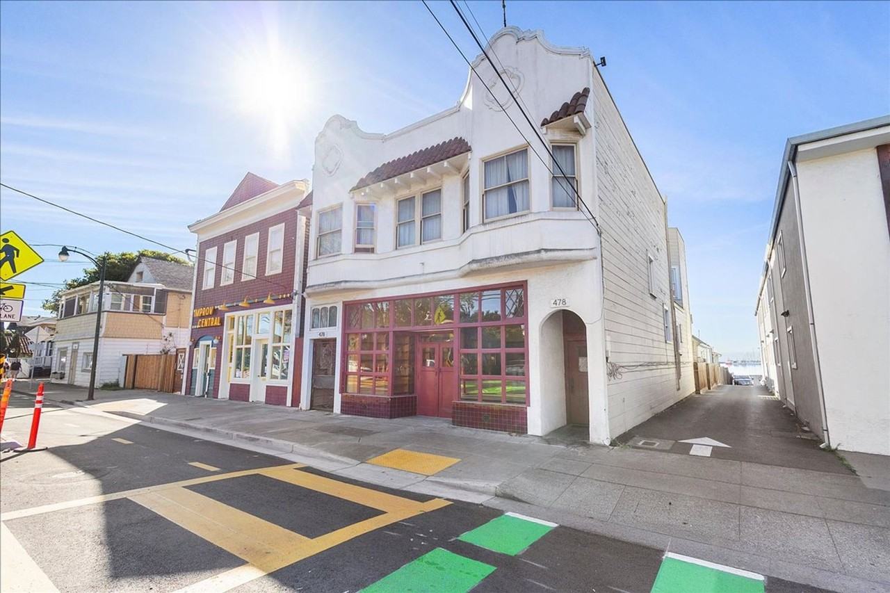 478 Central Ave #B - Photo 2 of 16