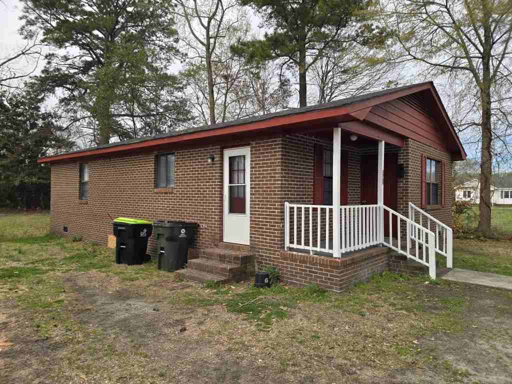 301 N Broad St - Photo 2 of 18