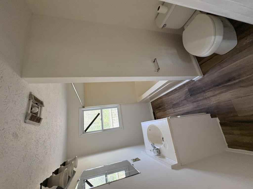 717 Sanders Ln - Photo 5 of 5