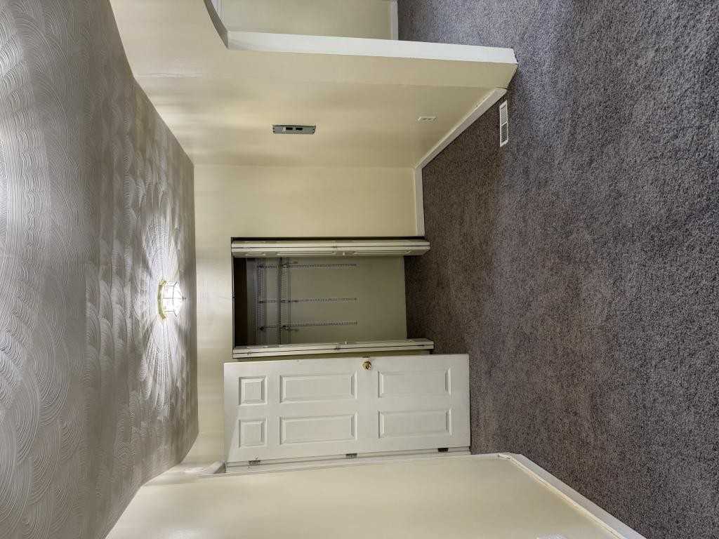 108 N 11th Ave #FL2 - Photo 7 of 11