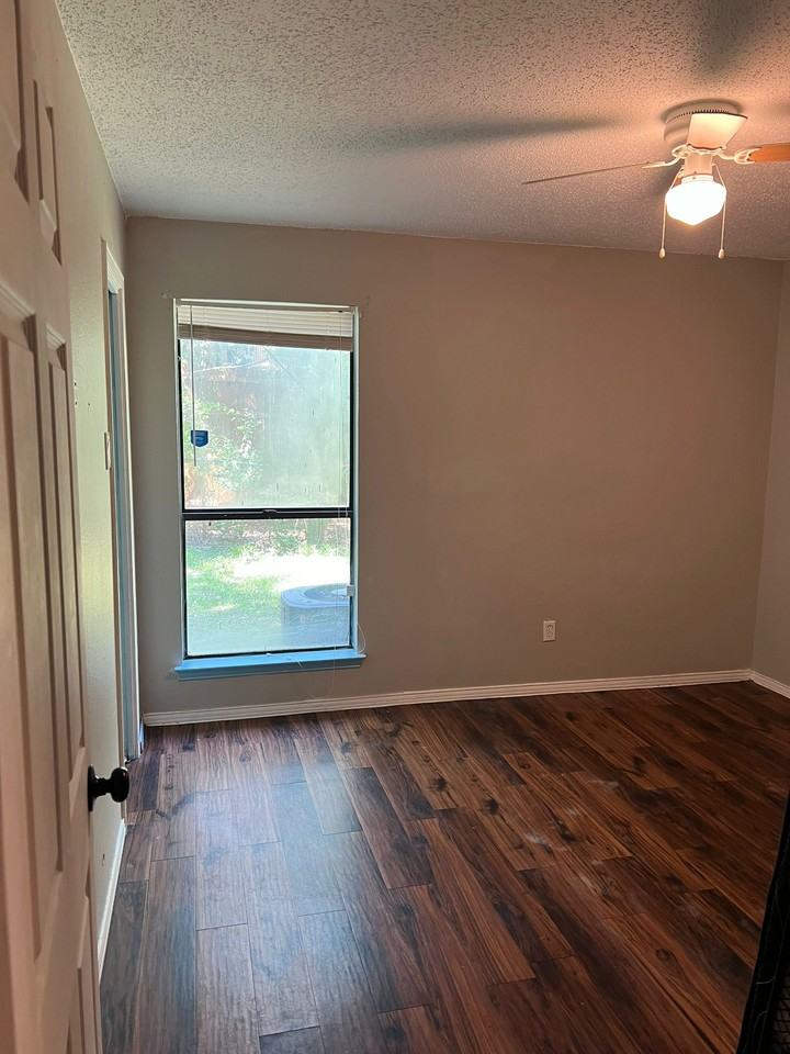 2106 Park Willow Lane #A - Photo 7 of 14