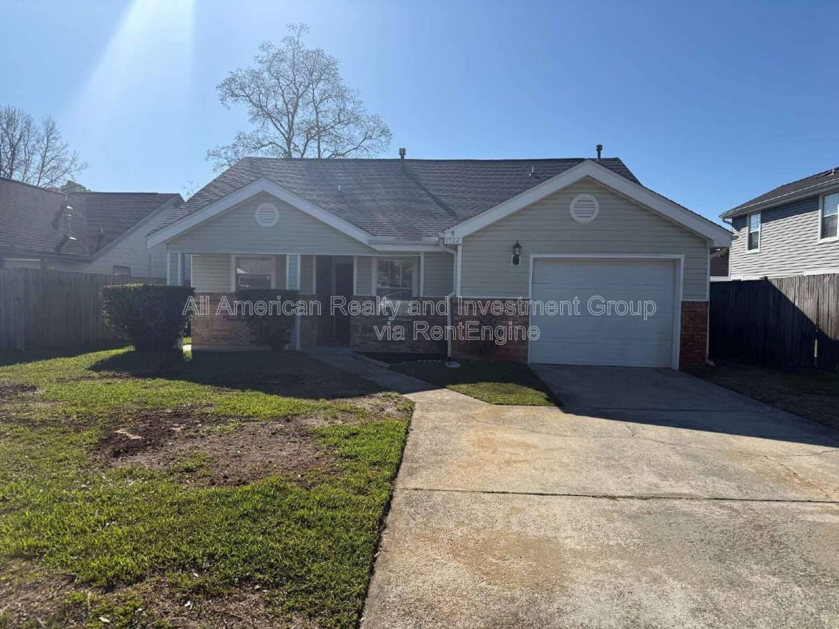 1922 Heartland Dr - Photo 2 of 10