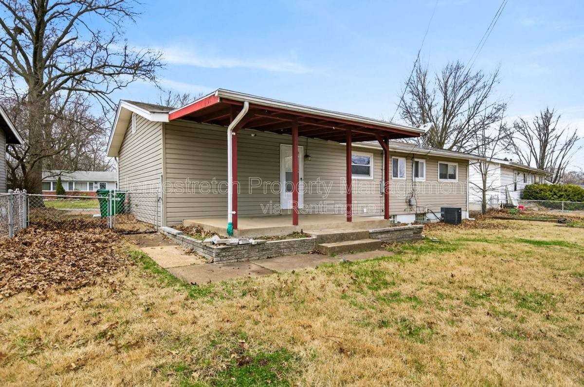 10412 Gardo Ct - Photo 2 of 8