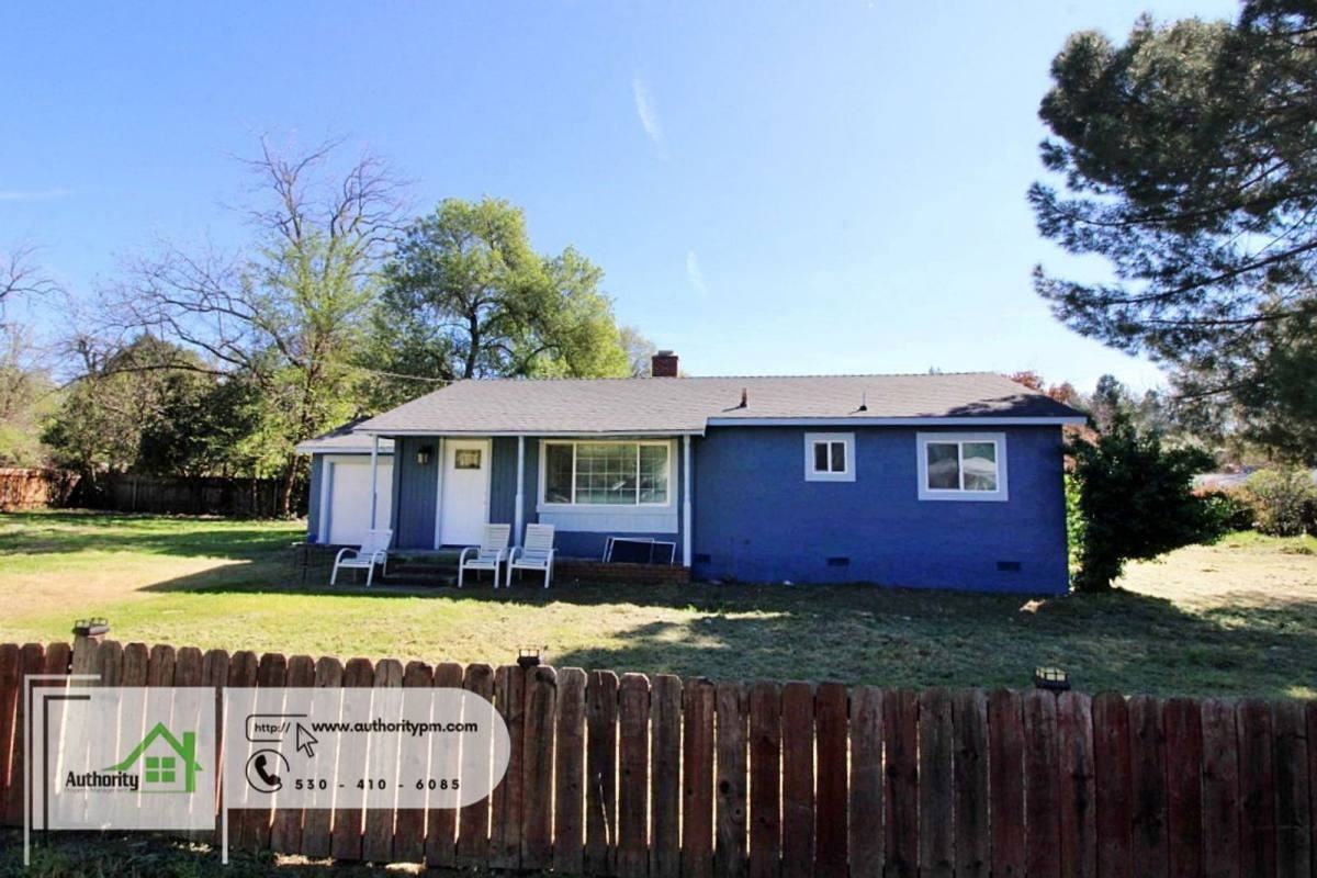 5481 Elm Ln - Photo 3 of 5