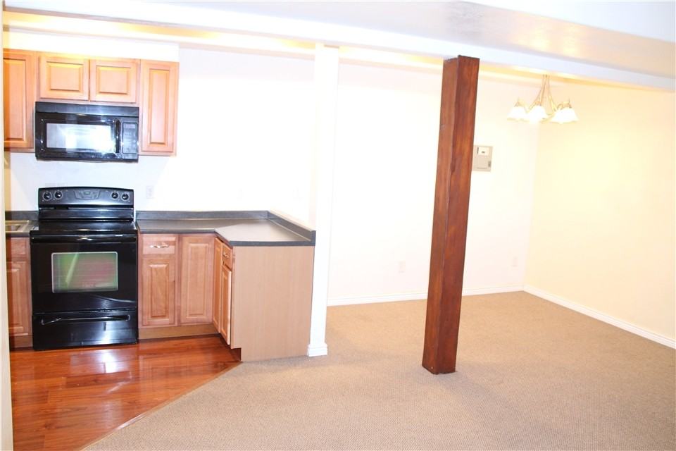 1410 Canyon Dr - Photo 5 of 22