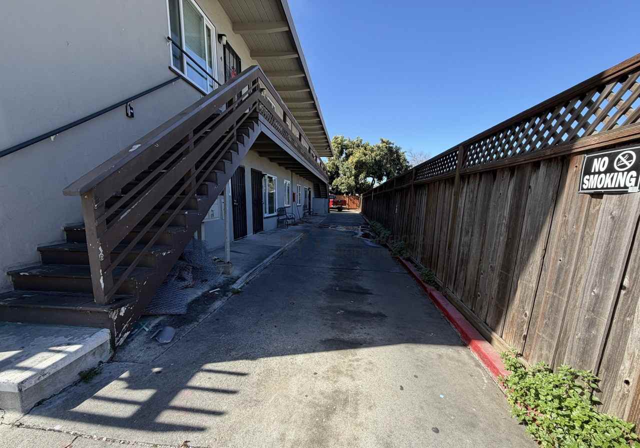 27 Topeka Ave #5 - Photo 4 of 19