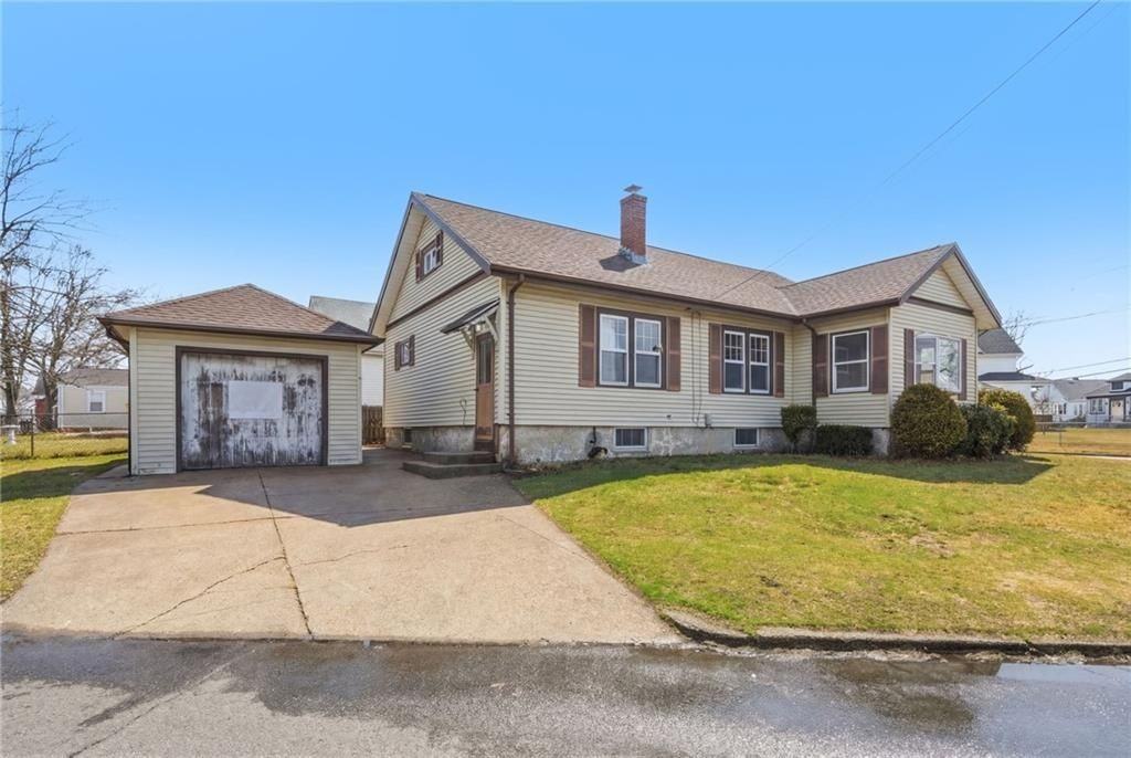 67 Fred St - Photo 3 of 24