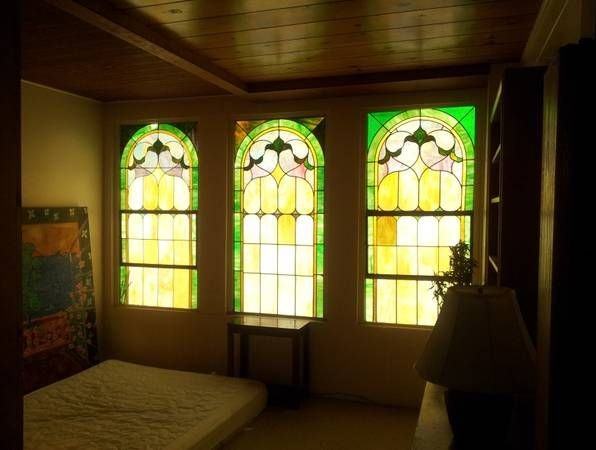 1315 E 4th St - Photo 4 of 5