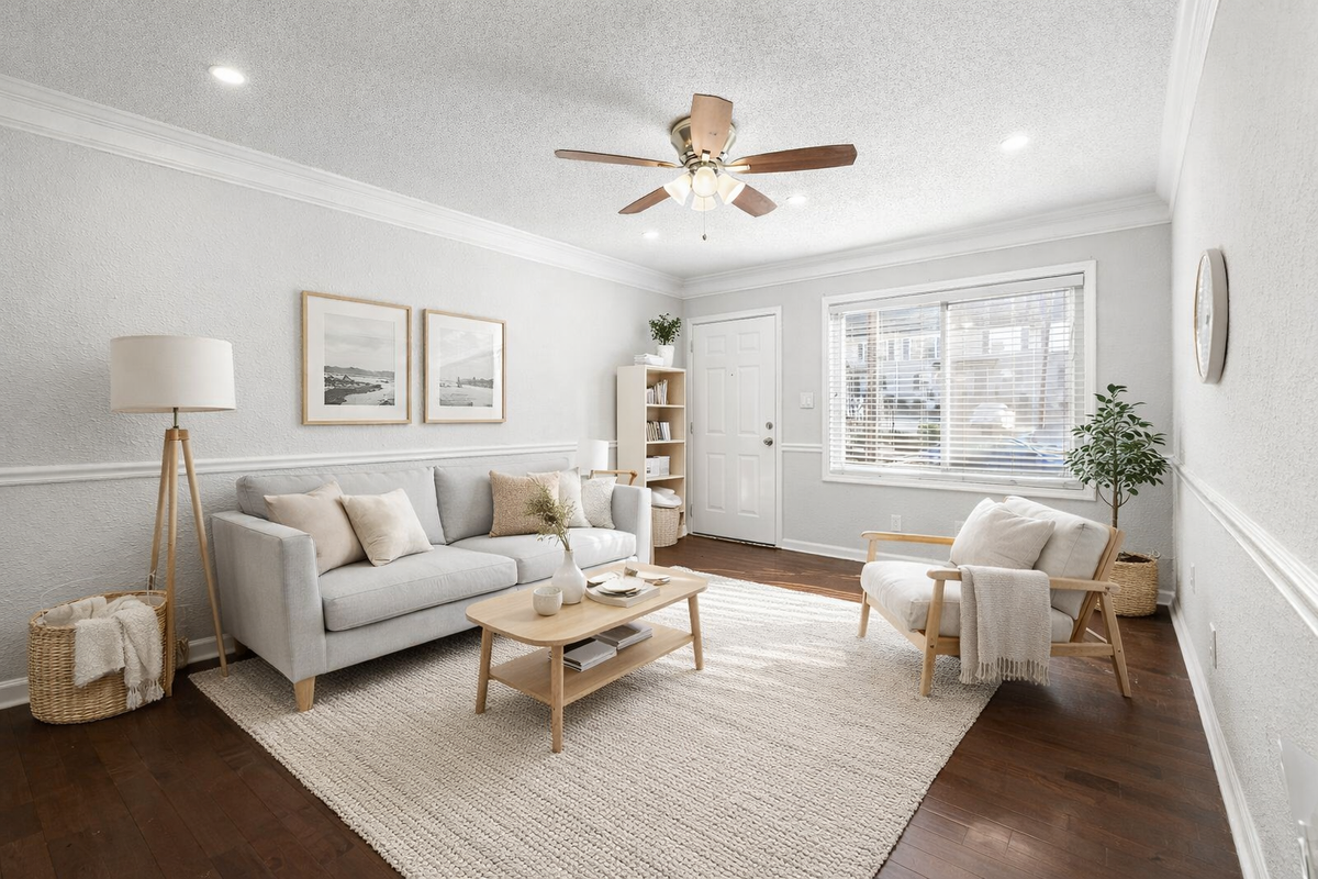 2166 Park Ter ##1-4 - Photo 7 of 8