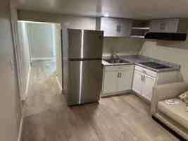 featured image of 2625 Girard Ave