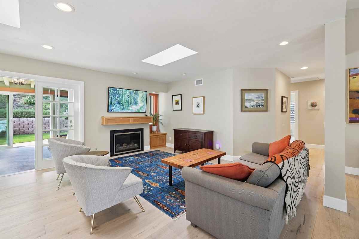 1767 Woodbine Pl - Photo 2 of 50