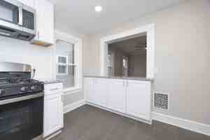 featured image of 225 Jefferson Ave